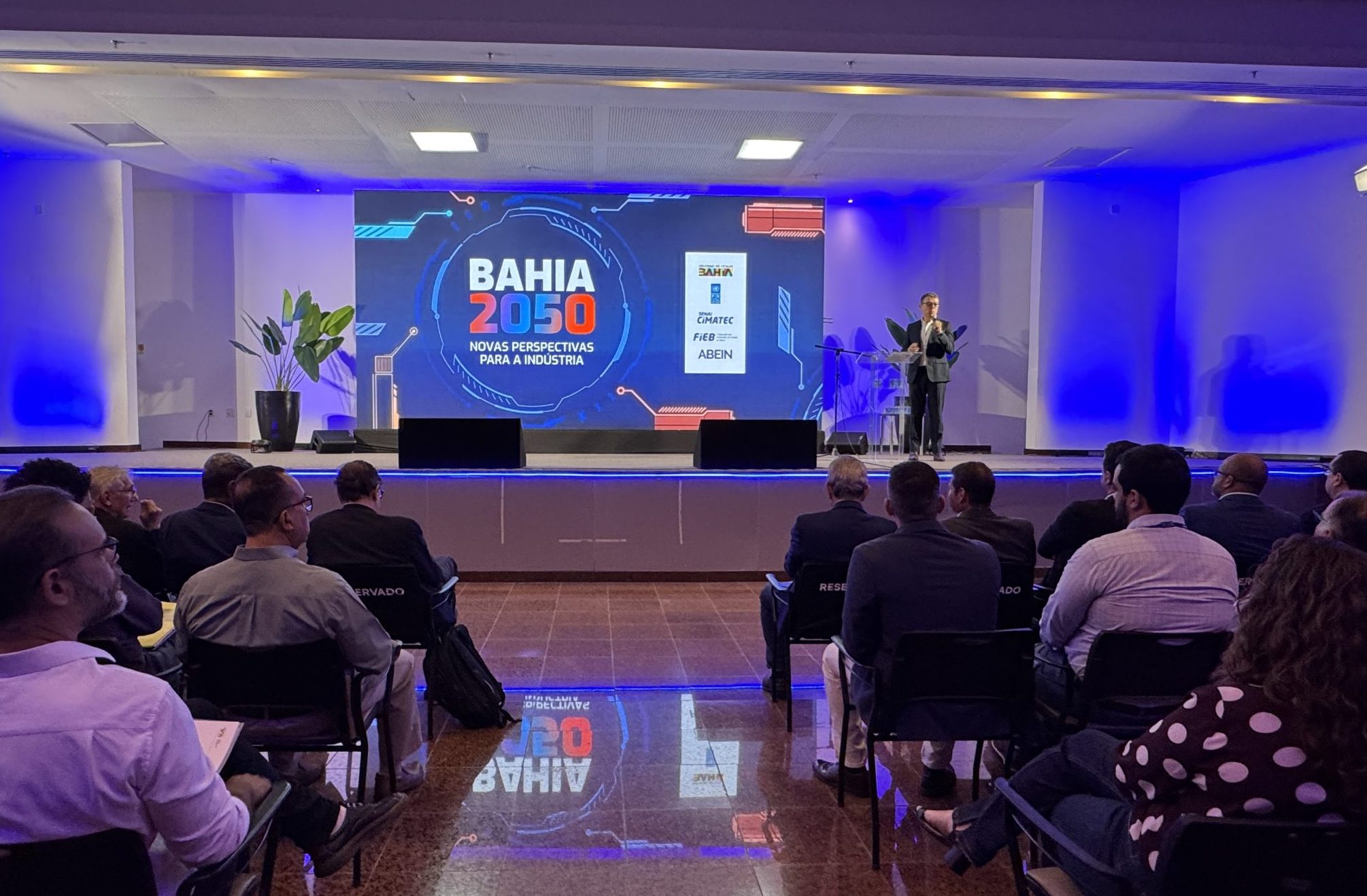 SENAI CIMATEC sedia encontro estratégico sobre o futuro da indústria baiana